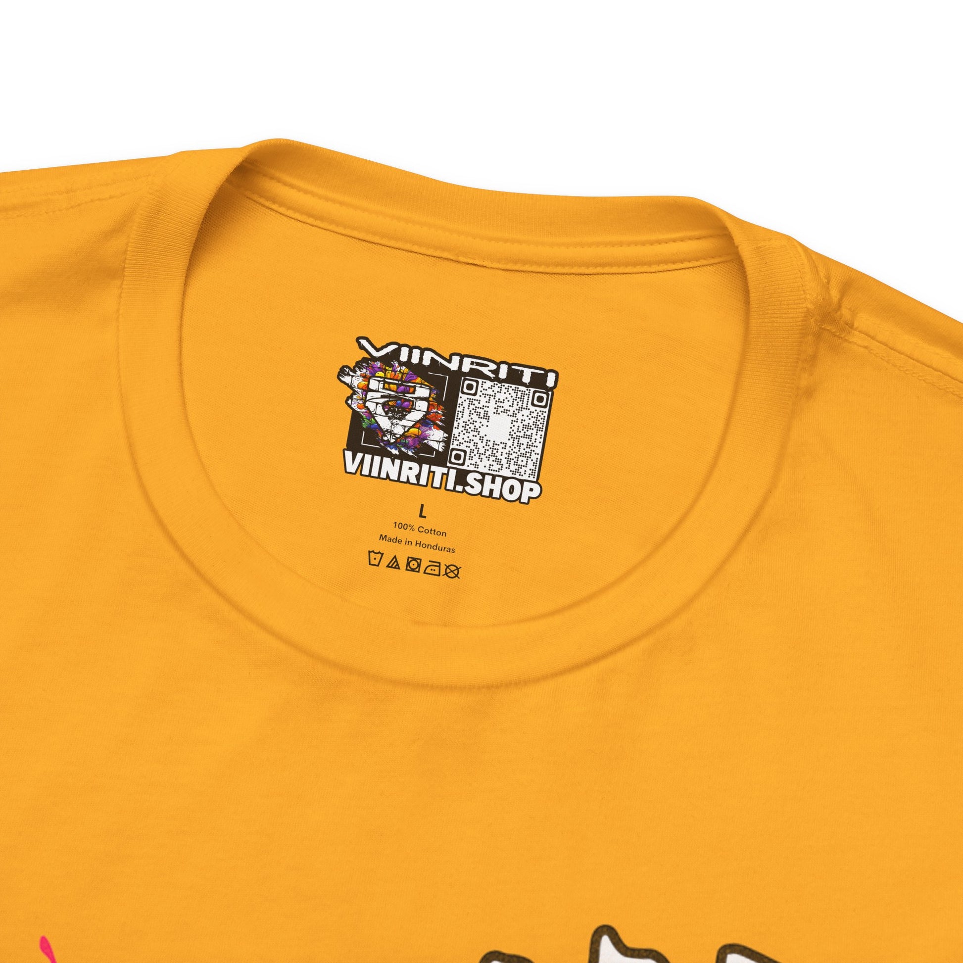 """"" VIINRITI  EXCLUSIVE Retro TV Robot Graphic Tee — "Vibe In Reset" Streetwear T-Shirt
