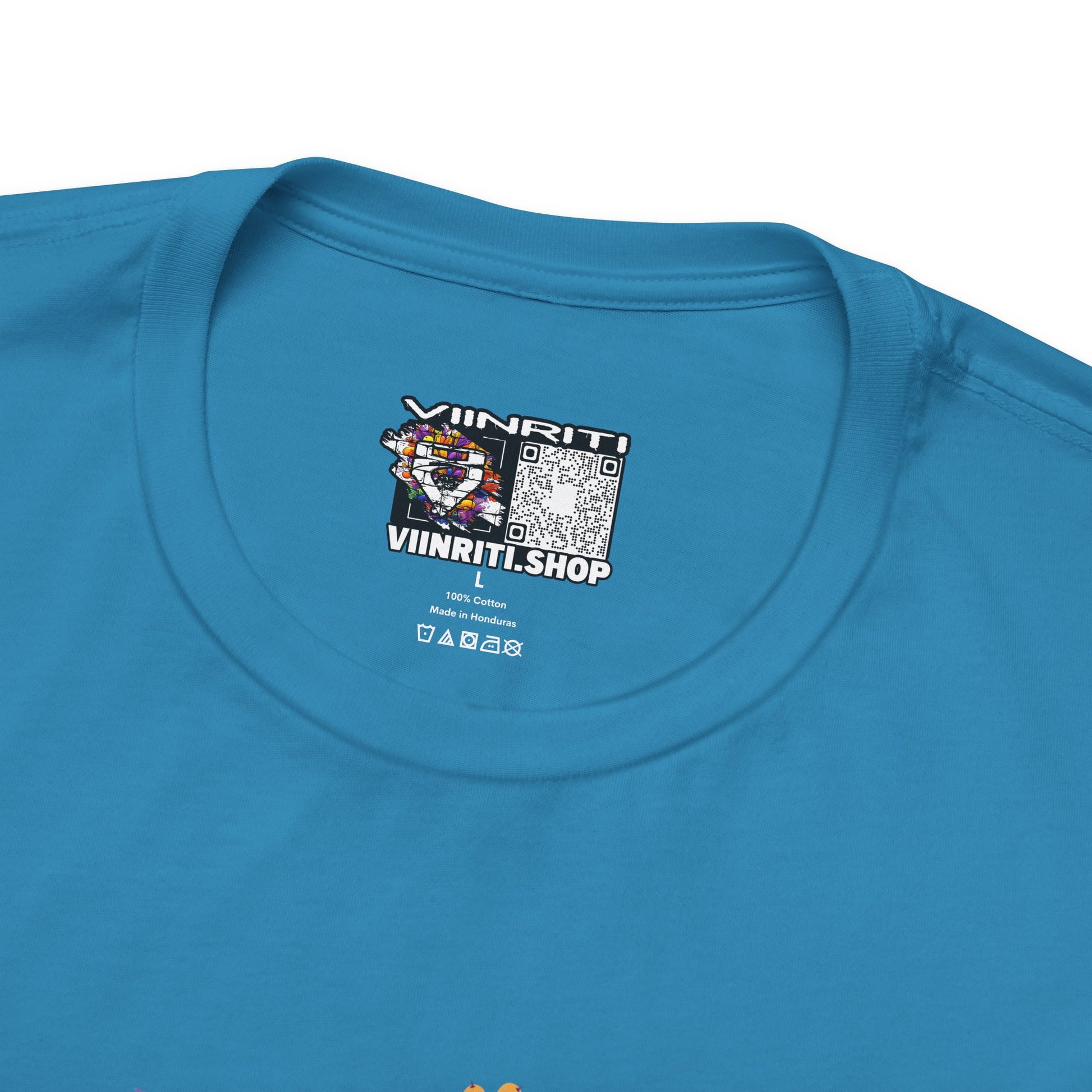 Awesome Mom T-Shirt — "This Is What An Awesome Mom Looks Like" Floral Tee