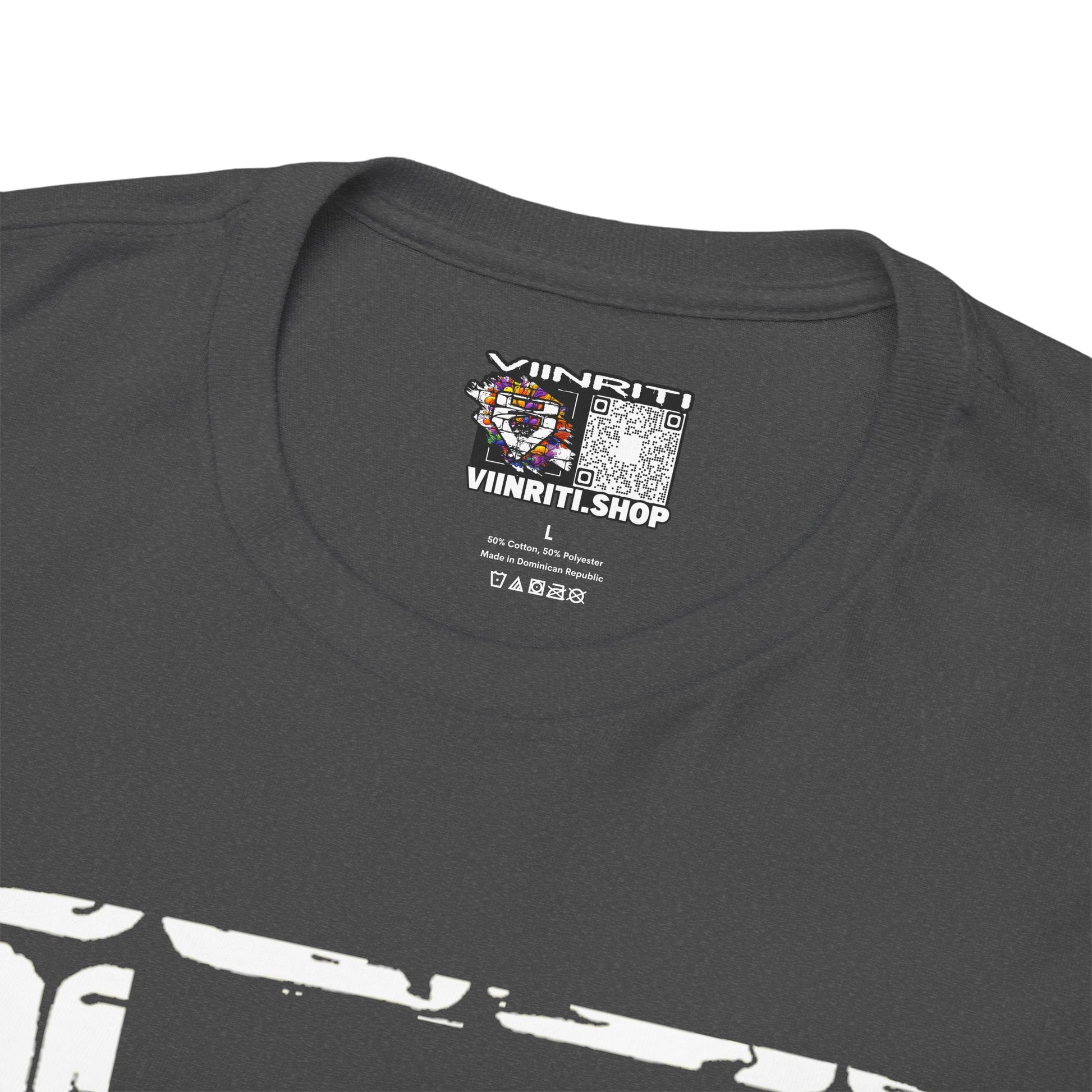 """"VIINRITI Snake Head Graphic Tee — Fierce Black Snake Illustration T-Shirt