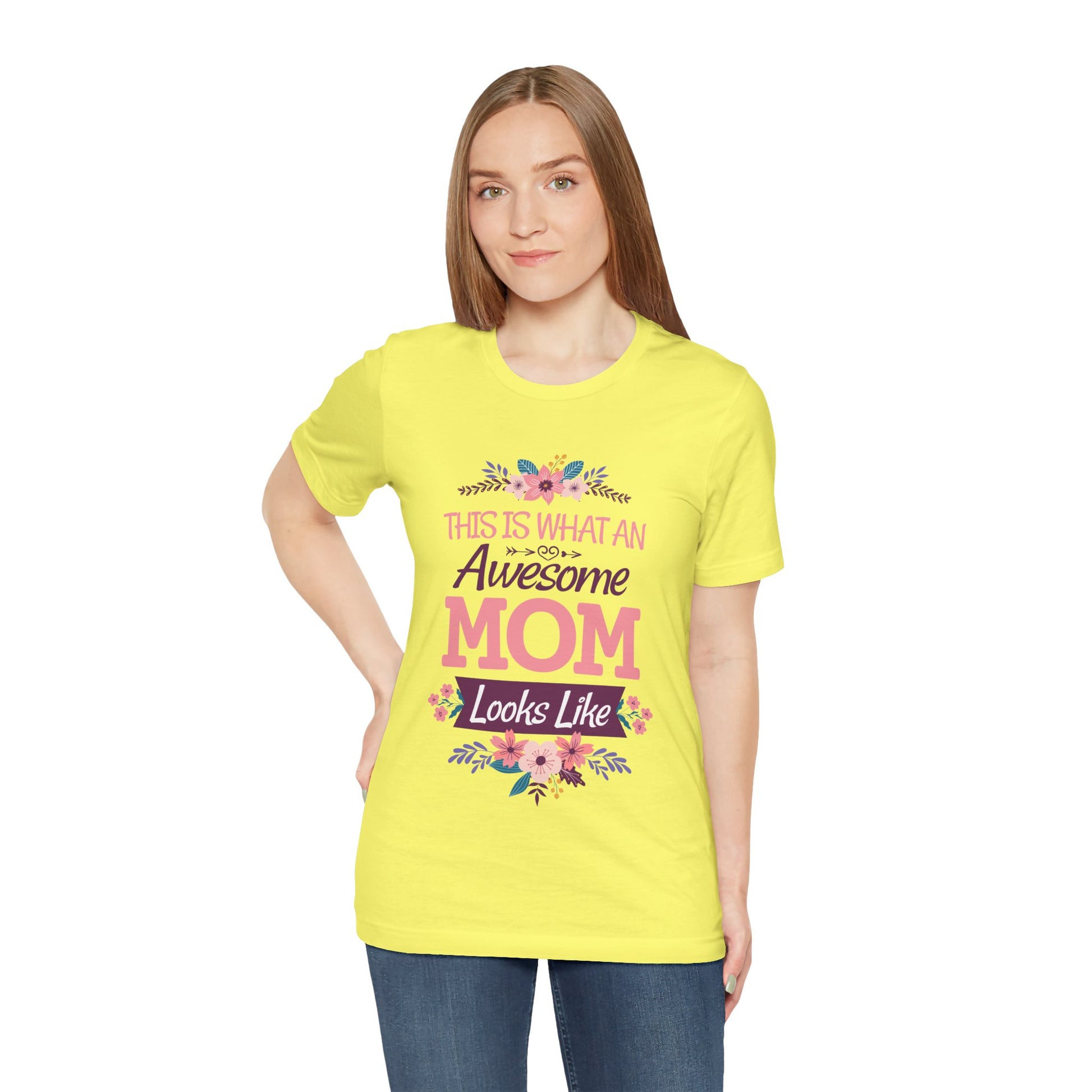 Awesome Mom T-Shirt — "This Is What An Awesome Mom Looks Like" Floral Tee