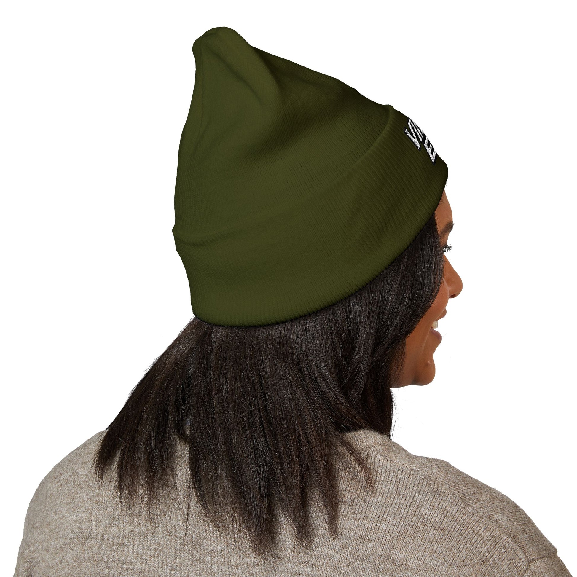 Embroidered 'Viinriti Est' Cuffed Beanie — Classic Knit Winter Hat