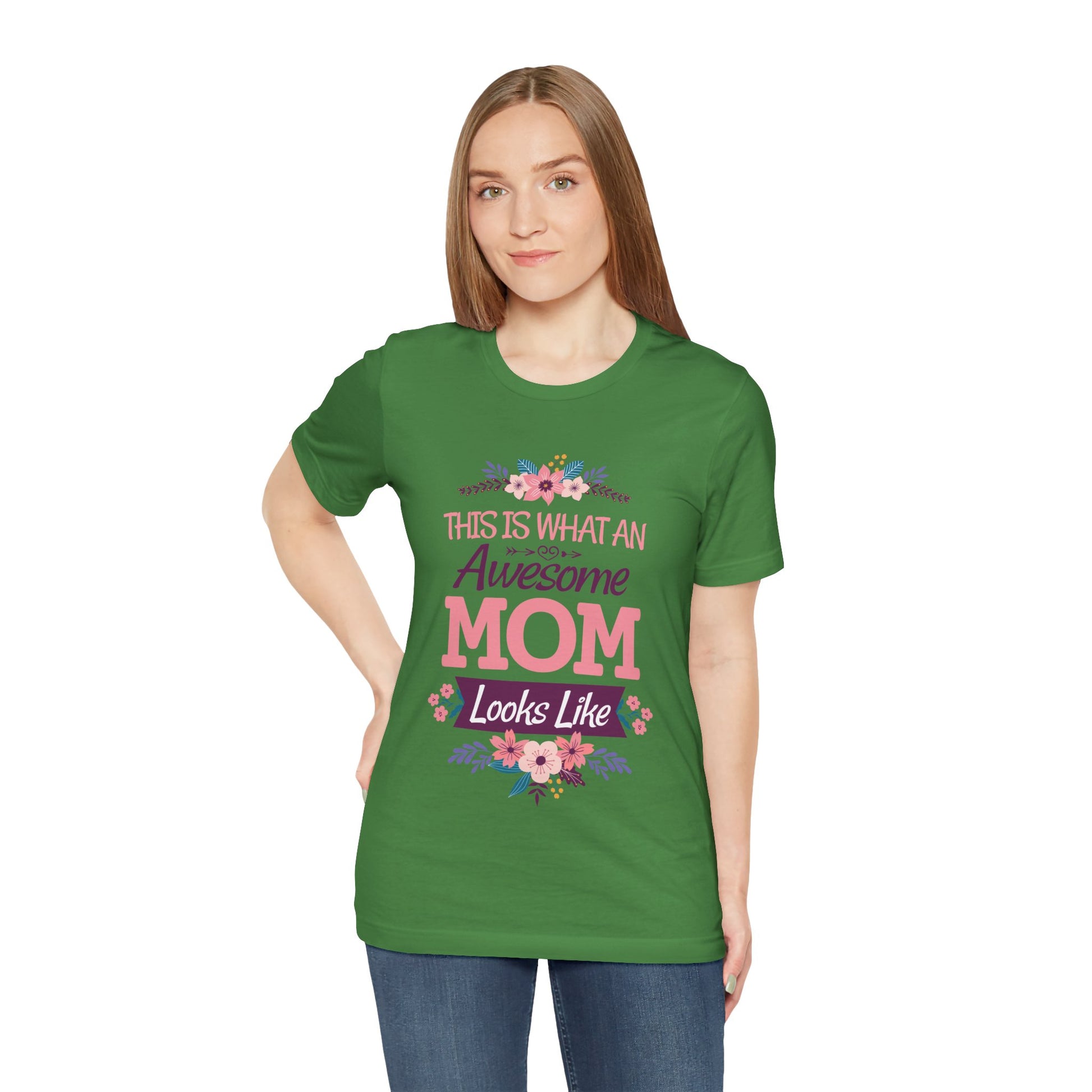 Awesome Mom T-Shirt — "This Is What An Awesome Mom Looks Like" Floral Tee